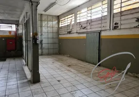 Foto 1 de Galpão/Depósito/Armazém para venda ou aluguel, 2400m² em Vila Carbone, São Paulo