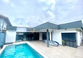 Foto 1 de Casa com 4 Quartos à venda, 220m² em Tabatinga, Caraguatatuba