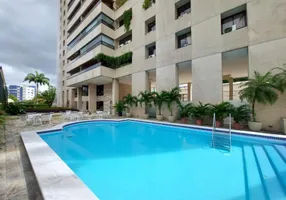 Foto 1 de Apartamento com 4 Quartos à venda, 261m² em Graças, Recife