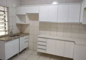Foto 1 de Casa com 3 Quartos para alugar, 200m² em Vila Santa Cruz, São José do Rio Preto
