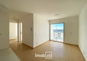 Foto 1 de Apartamento com 2 Quartos para alugar, 52m² em Três Vendas, Pelotas