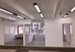 Foto 1 de Sala Comercial para alugar, 200m² em Chácara Santo Antônio, São Paulo