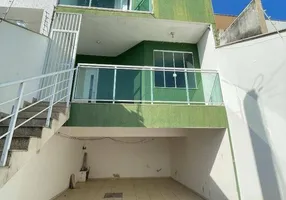 Foto 1 de Casa com 3 Quartos à venda, 135m² em Glória, Macaé