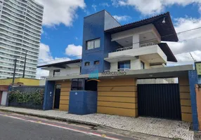 Foto 1 de Casa com 5 Quartos para alugar, 700m² em Parque Araxá, Fortaleza