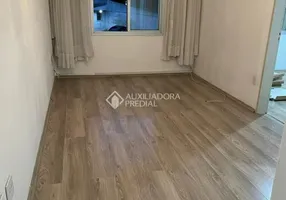 Foto 1 de Apartamento com 1 Quarto para alugar, 42m² em Jardim Carvalho, Porto Alegre