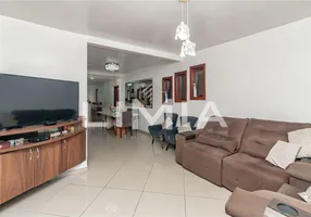 Foto 1 de Sobrado com 3 Quartos à venda, 156m² em Sarandi, Porto Alegre