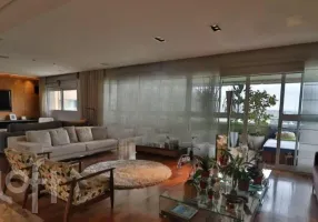 Foto 1 de Apartamento com 3 Quartos à venda, 317m² em Alto de Pinheiros, São Paulo