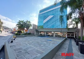 Foto 1 de Sala Comercial para alugar, 950m² em Trindade, Florianópolis