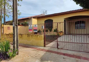 Foto 1 de Casa com 3 Quartos à venda, 80m² em Jatobá, Londrina