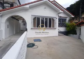 Foto 1 de Casa com 4 Quartos à venda, 100m² em Quarteirão Brasileiro, Petrópolis