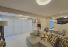 Foto 1 de Apartamento com 3 Quartos à venda, 86m² em Planalto, Farroupilha