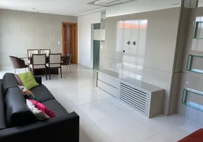 Foto 1 de Apartamento com 3 Quartos à venda, 234m² em Padre Eustáquio, Belo Horizonte