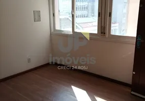 Foto 1 de Apartamento com 1 Quarto à venda, 43m² em Centro, Pelotas