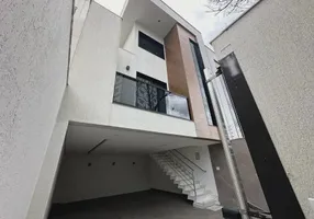 Foto 1 de Casa com 3 Quartos à venda, 180m² em Santa Rosa, Belo Horizonte