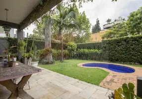 Foto 1 de Casa com 4 Quartos à venda, 258m² em Morumbi, São Paulo