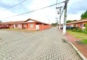 Foto 1 de Casa de Condomínio com 2 Quartos à venda, 45m² em Santa Cruz da Serra, Duque de Caxias