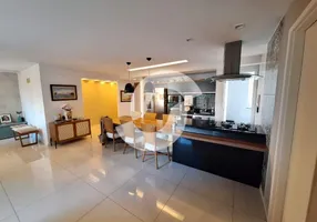 Foto 1 de Apartamento com 4 Quartos à venda, 140m² em Boa Viagem, Niterói
