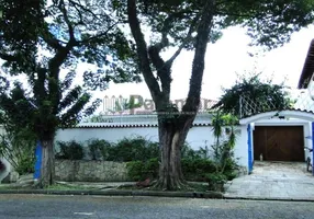Foto 1 de Casa com 3 Quartos à venda, 420m² em Caxingui, São Paulo