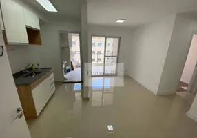 Foto 1 de Apartamento com 2 Quartos para alugar, 54m² em Socorro, São Paulo
