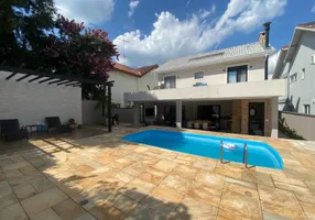 Foto 1 de Casa de Condomínio com 3 Quartos à venda, 300m² em Aldeia da Serra, Santana de Parnaíba