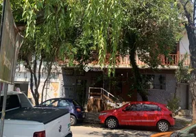 Foto 1 de Casa com 2 Quartos à venda, 208m² em Auxiliadora, Porto Alegre