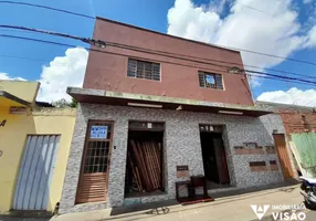 Foto 1 de Ponto Comercial para alugar, 136m² em Abadia, Uberaba