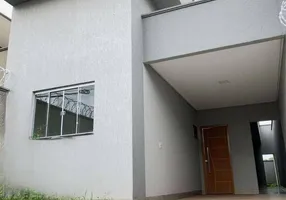 Foto 1 de Casa com 3 Quartos à venda, 115m² em Moinho dos Ventos, Goiânia