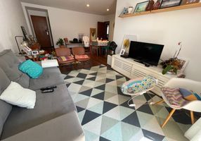 Foto 1 de Apartamento com 3 Quartos para alugar, 140m² em Jardim Oceanico, Rio de Janeiro