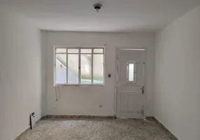 Foto 1 de Casa com 2 Quartos para alugar, 50m² em Freguesia do Ó, São Paulo