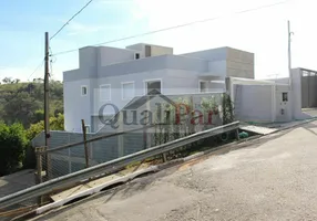Foto 1 de Sobrado com 3 Quartos à venda, 113m² em Jardim São Luís, Santana de Parnaíba