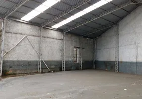 Foto 1 de Galpão/Depósito/Armazém para venda ou aluguel, 2200m² em Casa Branca, Santo André