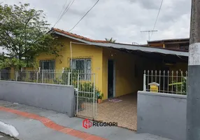 Foto 1 de Casa com 4 Quartos à venda, 210m² em Jardim Iate Clube, Balneário Camboriú