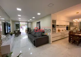 Foto 1 de Casa com 3 Quartos à venda, 452m² em Jardim Excelsior, Cabo Frio
