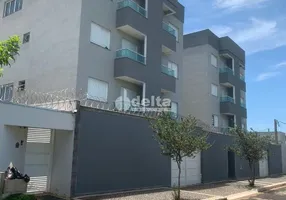 Foto 1 de Apartamento com 2 Quartos à venda, 49m² em Alto Umuarama, Uberlândia