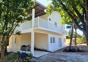 Foto 1 de Casa de Condomínio com 5 Quartos à venda, 240m² em Busca-Vida, Camaçari