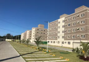 Foto 1 de Apartamento com 2 Quartos à venda, 45m² em Coacu, Eusébio