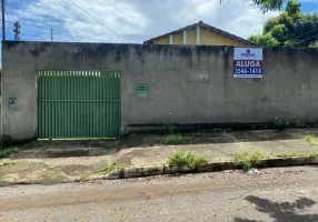 Foto 1 de Casa com 3 Quartos para alugar, 222m² em Setor Faiçalville, Goiânia
