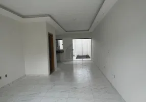 Foto 1 de Sobrado com 3 Quartos à venda, 103m² em Novo Mundo, Uberlândia