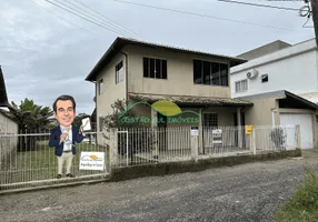 Foto 1 de Casa com 4 Quartos para alugar, 200m² em Ribeirão da Ilha, Florianópolis