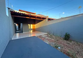 Foto 1 de Casa com 2 Quartos à venda, 95m² em Setor Maysa, Trindade