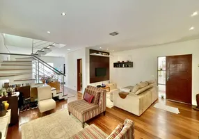Foto 1 de Casa de Condomínio com 3 Quartos à venda, 173m² em Quintas do Vila Real, Cotia