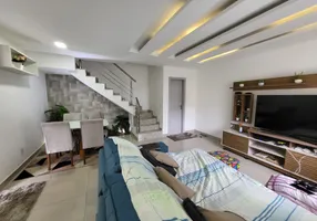 Foto 1 de Casa de Condomínio com 3 Quartos à venda, 180m² em Vargem Pequena, Rio de Janeiro