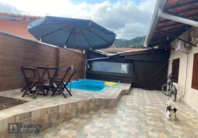 Foto 1 de Casa com 4 Quartos à venda, 190m² em Barequecaba, São Sebastião