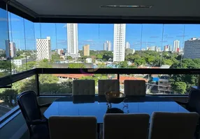 Foto 1 de Apartamento com 3 Quartos à venda, 190m² em Paissandu, Recife