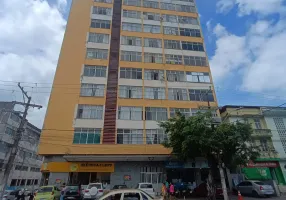 Foto 1 de Apartamento com 3 Quartos à venda, 160m² em Mares, Salvador