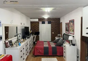 Foto 1 de Casa de Condomínio com 3 Quartos à venda, 250m² em  Vila Valqueire, Rio de Janeiro