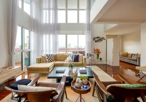 Foto 1 de Apartamento com 3 Quartos à venda, 173m² em Itaim Bibi, São Paulo