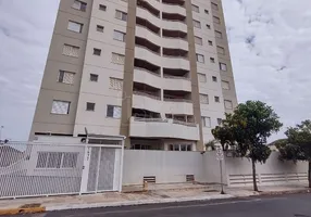 Foto 1 de Apartamento com 3 Quartos à venda, 105m² em Jardim do Carmo, Araraquara