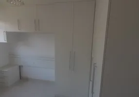 Foto 1 de Apartamento com 2 Quartos à venda, 46m² em Santa Cruz, Rio de Janeiro