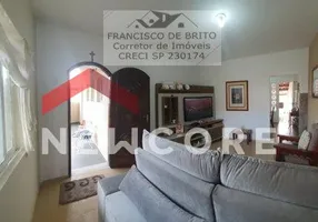 Foto 1 de Casa com 3 Quartos à venda, 180m² em Vila Crispim, Cruzeiro
